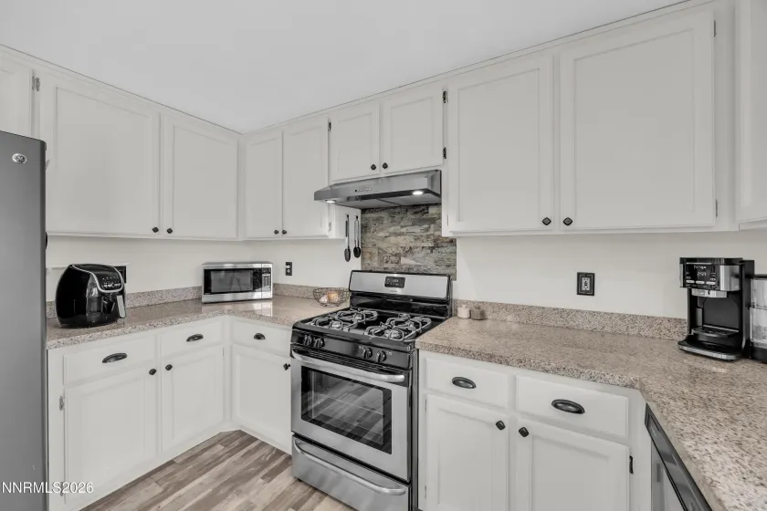 702 Ophir, Dayton, Nevada 89403, 3 Bedrooms Bedrooms, ,2 BathroomsBathrooms,Residential,Residential,Ophir,260002913