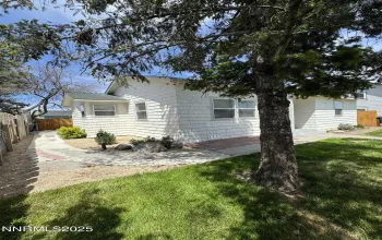 1836 C, Sparks, Nevada 89431, ,Residential Income,Residential,C,260002914