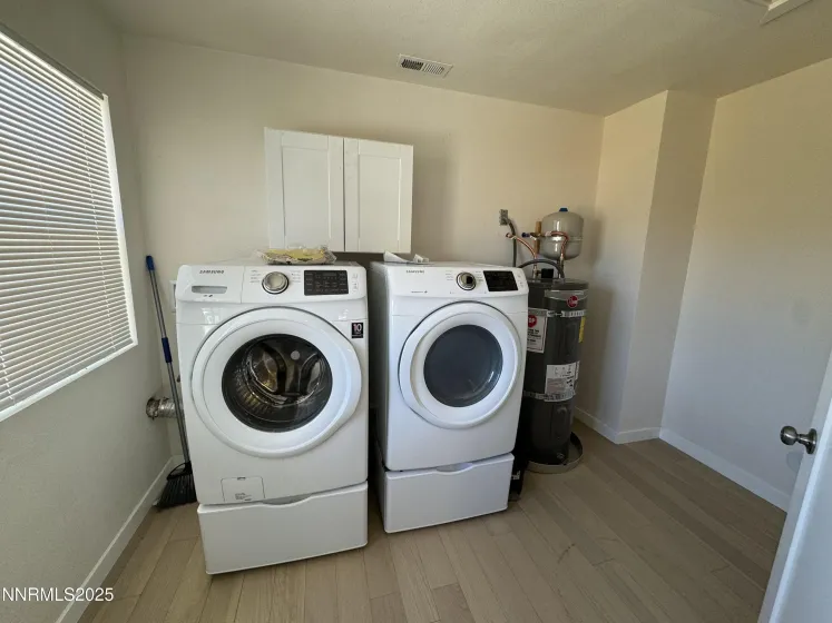 1836 C, Sparks, Nevada 89431, ,Residential Income,Residential,C,260002914