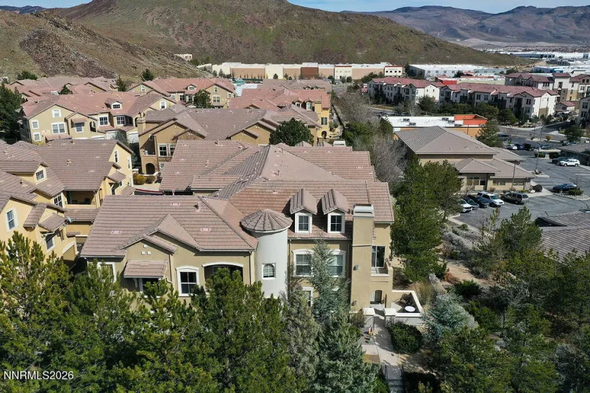 9050 Double R, Reno, Nevada 89521, 2 Bedrooms Bedrooms, ,2 BathroomsBathrooms,Residential,Residential,Double R,260002915