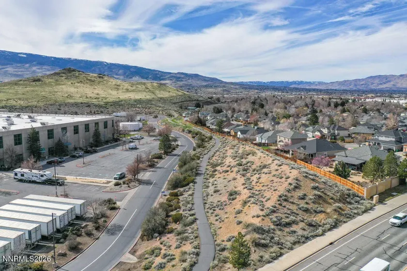 9050 Double R, Reno, Nevada 89521, 2 Bedrooms Bedrooms, ,2 BathroomsBathrooms,Residential,Residential,Double R,260002915