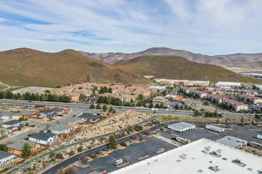 9050 Double R, Reno, Nevada 89521, 2 Bedrooms Bedrooms, ,2 BathroomsBathrooms,Residential,Residential,Double R,260002915