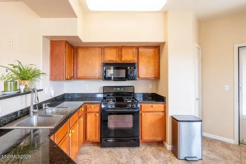 9050 Double R, Reno, Nevada 89521, 2 Bedrooms Bedrooms, ,2 BathroomsBathrooms,Residential,Residential,Double R,260002915