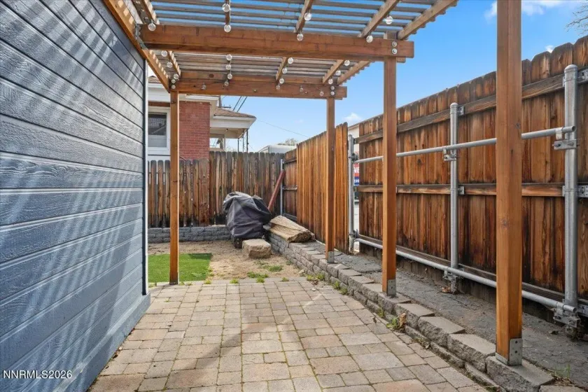 621 Forest, Reno, Nevada 89509, 3 Bedrooms Bedrooms, ,2 BathroomsBathrooms,Residential,Residential,Forest,260002916