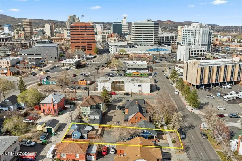 621 Forest, Reno, Nevada 89509, 3 Bedrooms Bedrooms, ,2 BathroomsBathrooms,Residential,Residential,Forest,260002916