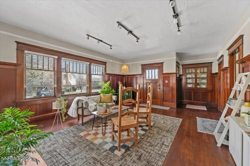 621 Forest, Reno, Nevada 89509, 3 Bedrooms Bedrooms, ,2 BathroomsBathrooms,Residential,Residential,Forest,260002916