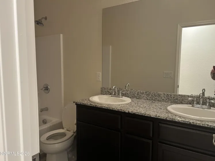 14360 Leiden, Reno, Nevada 89506, 4 Bedrooms Bedrooms, ,2 BathroomsBathrooms,Residential,Residential,Leiden,260002917