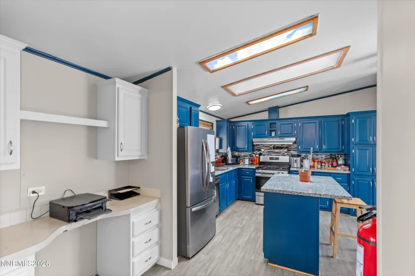 4075 Bobolink, Reno, Nevada 89508, 3 Bedrooms Bedrooms, ,2 BathroomsBathrooms,Residential,Residential,Bobolink,260002919