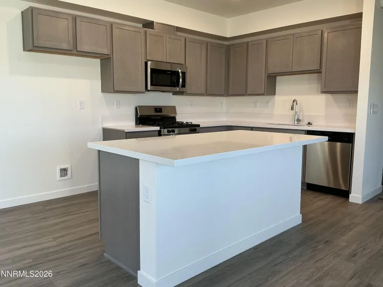 359 Halite, Dayton, Nevada 89403, 3 Bedrooms Bedrooms, ,3 BathroomsBathrooms,Residential,Residential,Halite,260002920