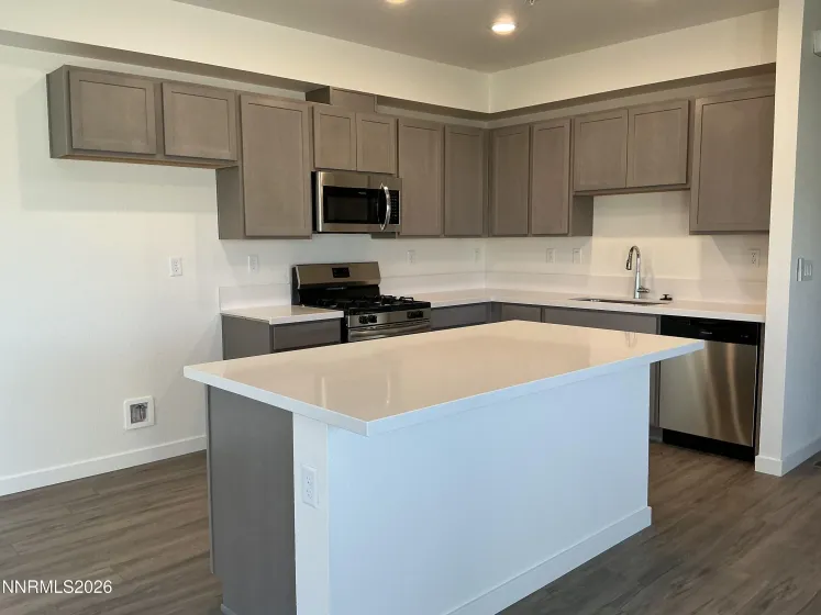 359 Halite, Dayton, Nevada 89403, 3 Bedrooms Bedrooms, ,3 BathroomsBathrooms,Residential,Residential,Halite,260002920