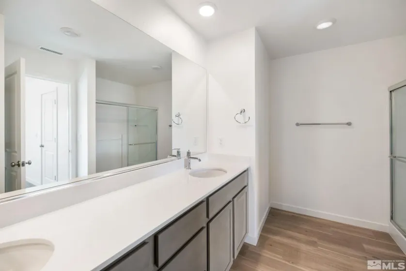 357 Halite, Dayton, Nevada 89403, 3 Bedrooms Bedrooms, ,3 BathroomsBathrooms,Residential,Residential,Halite,260002921