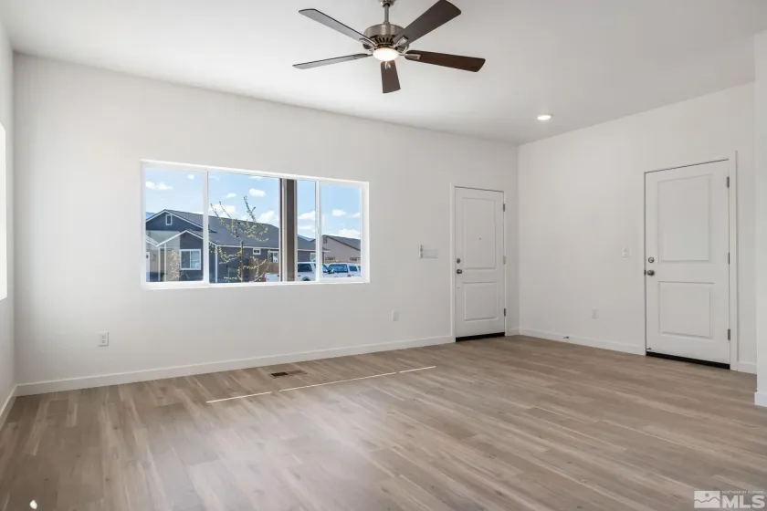 357 Halite, Dayton, Nevada 89403, 3 Bedrooms Bedrooms, ,3 BathroomsBathrooms,Residential,Residential,Halite,260002921