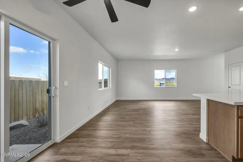 260 Green, Dayton, Nevada 89403, 3 Bedrooms Bedrooms, ,3 BathroomsBathrooms,Residential,Residential,Green,260002922