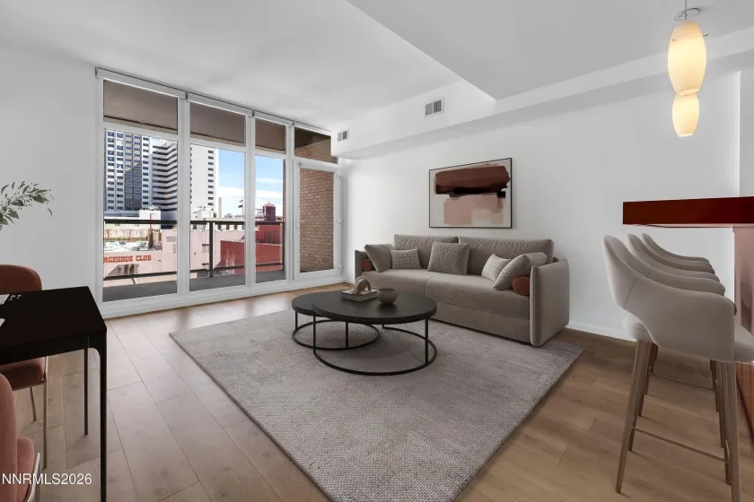 255 Sierra, Reno, Nevada 89501, 1 Bedroom Bedrooms, ,1 BathroomBathrooms,Residential,Residential,Sierra,260002925