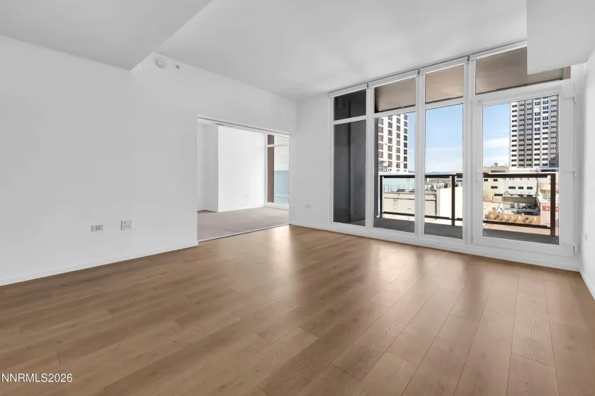 255 Sierra, Reno, Nevada 89501, 1 Bedroom Bedrooms, ,1 BathroomBathrooms,Residential,Residential,Sierra,260002925