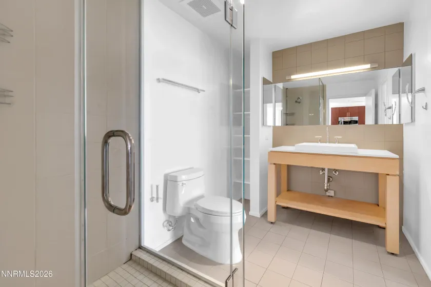 255 Sierra, Reno, Nevada 89501, 1 Bedroom Bedrooms, ,1 BathroomBathrooms,Residential,Residential,Sierra,260002925