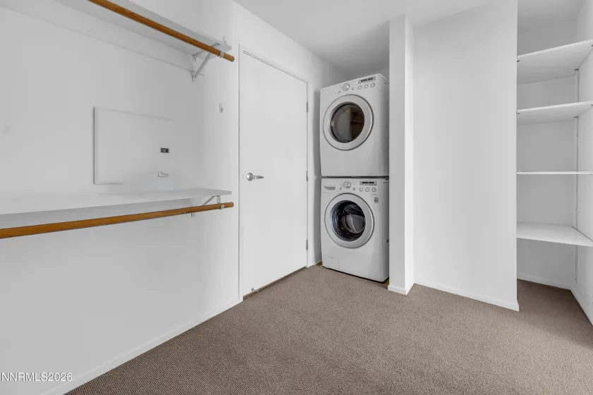 255 Sierra, Reno, Nevada 89501, 1 Bedroom Bedrooms, ,1 BathroomBathrooms,Residential,Residential,Sierra,260002925