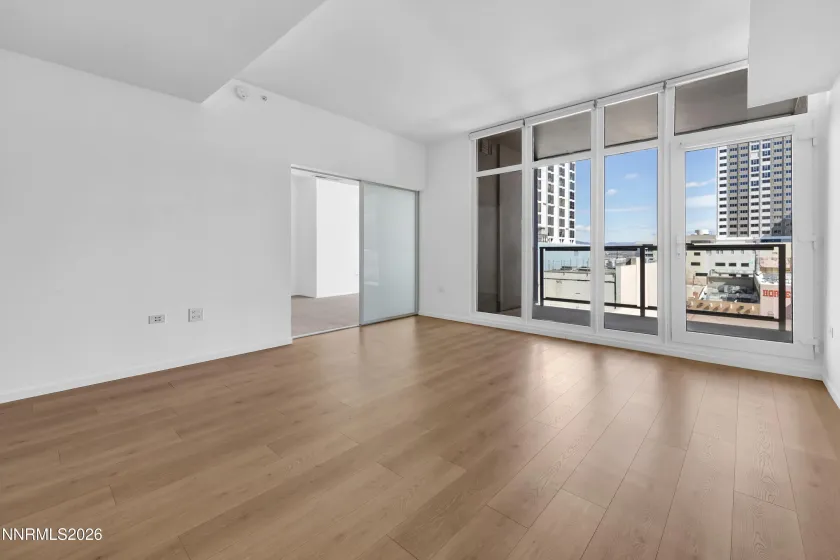 255 Sierra, Reno, Nevada 89501, 1 Bedroom Bedrooms, ,1 BathroomBathrooms,Residential,Residential,Sierra,260002925