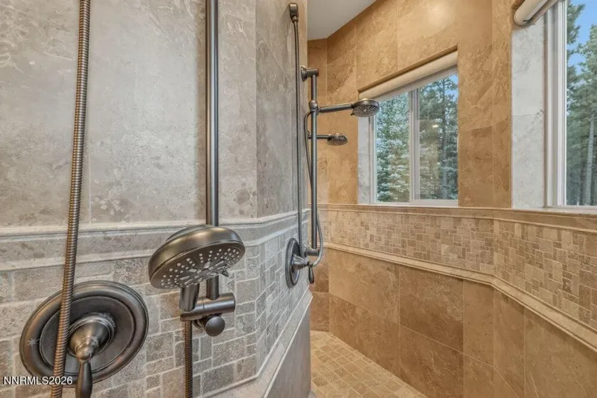 6130 Lake Geneva, Reno, Nevada 89511, 5 Bedrooms Bedrooms, ,6 BathroomsBathrooms,Residential,Residential,Lake Geneva,260002930