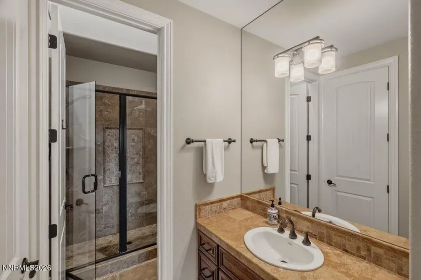 6130 Lake Geneva, Reno, Nevada 89511, 5 Bedrooms Bedrooms, ,6 BathroomsBathrooms,Residential,Residential,Lake Geneva,260002930