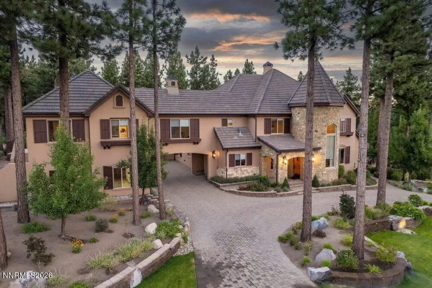 6130 Lake Geneva, Reno, Nevada 89511, 5 Bedrooms Bedrooms, ,6 BathroomsBathrooms,Residential,Residential,Lake Geneva,260002930