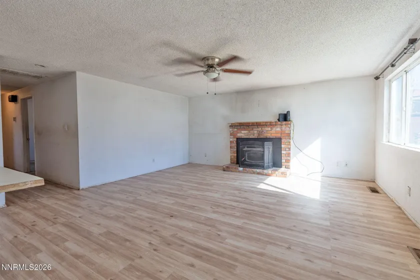 1316 Continental, Carson City, Nevada 89701, 4 Bedrooms Bedrooms, ,2 BathroomsBathrooms,Residential,Residential,Continental,260002929