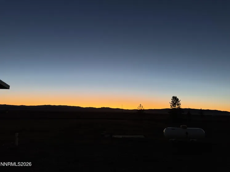 22225 Topaz Lake, Lovelock, Nevada 89419, 3 Bedrooms Bedrooms, ,2 BathroomsBathrooms,Residential,Residential,Topaz Lake,260002938