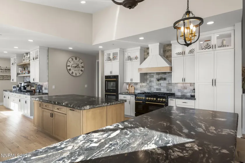 7201 Silver King, Sparks, Nevada 89436, 4 Bedrooms Bedrooms, ,4 BathroomsBathrooms,Residential,Residential,Silver King,260001369