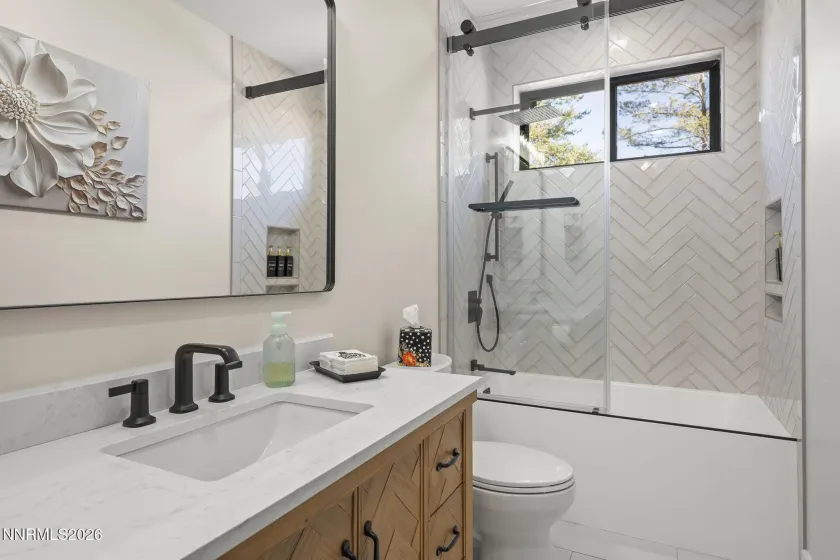 7201 Silver King, Sparks, Nevada 89436, 4 Bedrooms Bedrooms, ,4 BathroomsBathrooms,Residential,Residential,Silver King,260001369