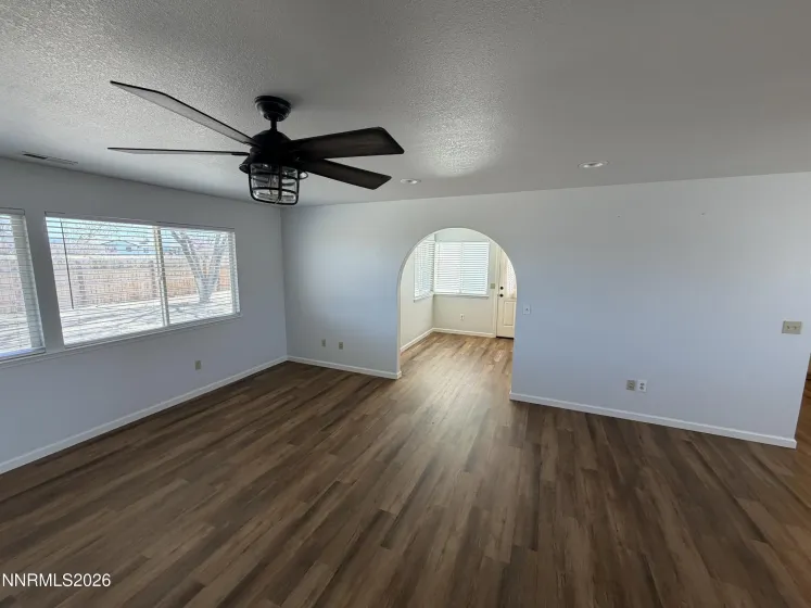 14 Pebble Beach, Yerington, Nevada 89447, 3 Bedrooms Bedrooms, ,2 BathroomsBathrooms,Residential,Residential,Pebble Beach,260002939