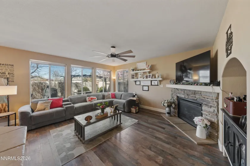 2375 Lincoln Meadows, Reno, Nevada 89521, 3 Bedrooms Bedrooms, ,3 BathroomsBathrooms,Residential,Residential,Lincoln Meadows,260002940