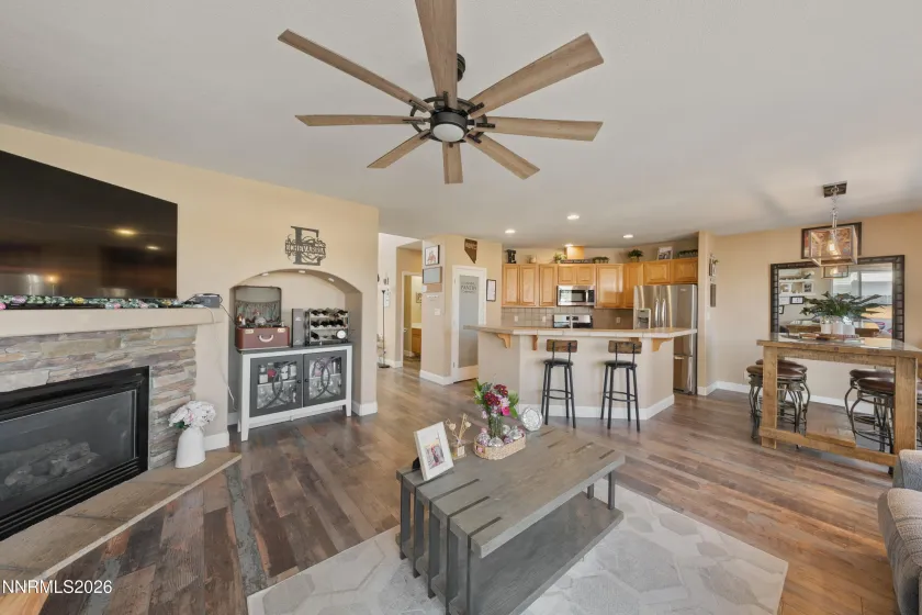 2375 Lincoln Meadows, Reno, Nevada 89521, 3 Bedrooms Bedrooms, ,3 BathroomsBathrooms,Residential,Residential,Lincoln Meadows,260002940