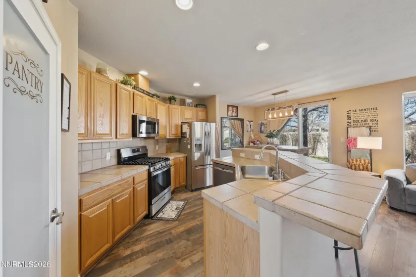 2375 Lincoln Meadows, Reno, Nevada 89521, 3 Bedrooms Bedrooms, ,3 BathroomsBathrooms,Residential,Residential,Lincoln Meadows,260002940