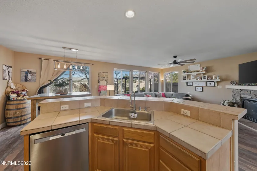 2375 Lincoln Meadows, Reno, Nevada 89521, 3 Bedrooms Bedrooms, ,3 BathroomsBathrooms,Residential,Residential,Lincoln Meadows,260002940