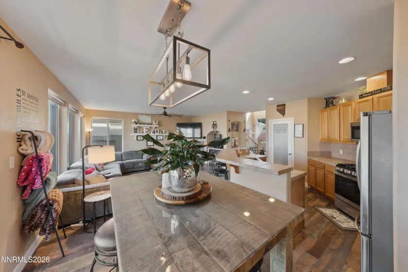 2375 Lincoln Meadows, Reno, Nevada 89521, 3 Bedrooms Bedrooms, ,3 BathroomsBathrooms,Residential,Residential,Lincoln Meadows,260002940