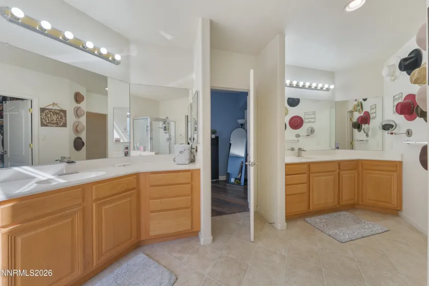 2375 Lincoln Meadows, Reno, Nevada 89521, 3 Bedrooms Bedrooms, ,3 BathroomsBathrooms,Residential,Residential,Lincoln Meadows,260002940