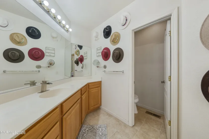 2375 Lincoln Meadows, Reno, Nevada 89521, 3 Bedrooms Bedrooms, ,3 BathroomsBathrooms,Residential,Residential,Lincoln Meadows,260002940