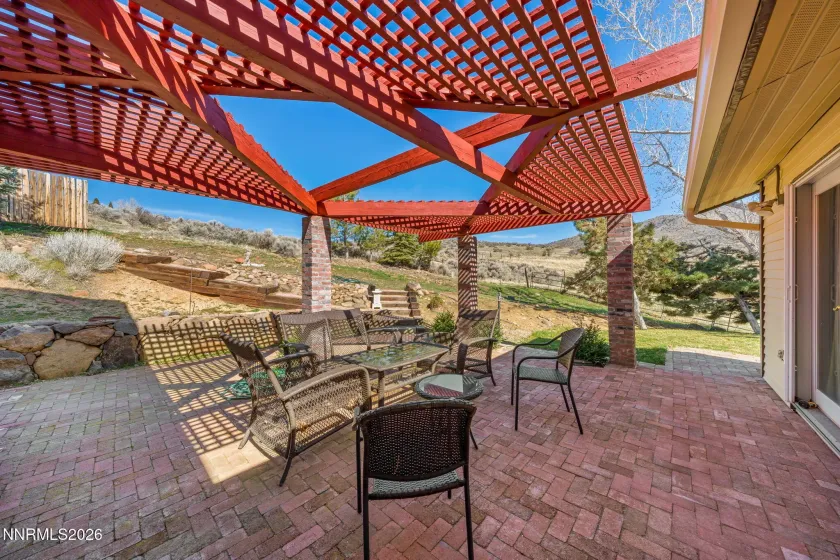 Backyard Patio/Pergola