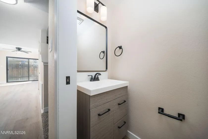 861 Nutmeg, Reno, Nevada 89502, 2 Bedrooms Bedrooms, ,2 BathroomsBathrooms,Residential,Residential,Nutmeg,260002944