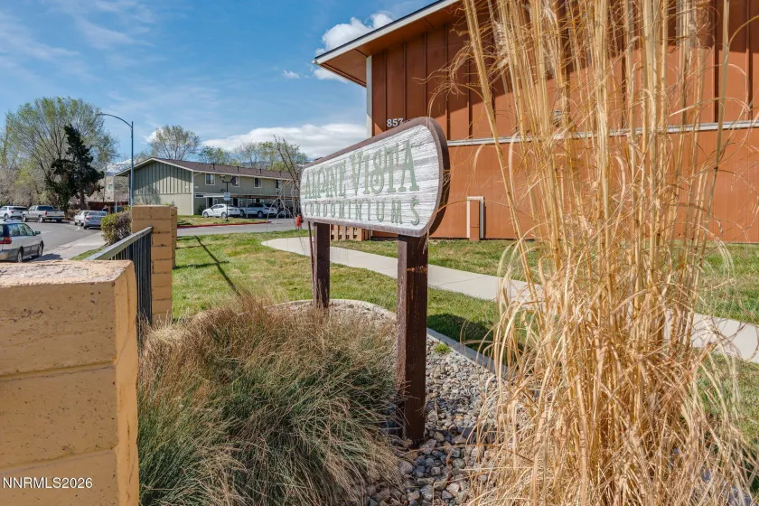 861 Nutmeg, Reno, Nevada 89502, 2 Bedrooms Bedrooms, ,2 BathroomsBathrooms,Residential,Residential,Nutmeg,260002944