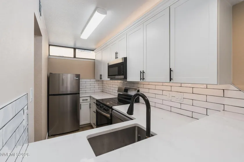 861 Nutmeg, Reno, Nevada 89502, 2 Bedrooms Bedrooms, ,2 BathroomsBathrooms,Residential,Residential,Nutmeg,260002944