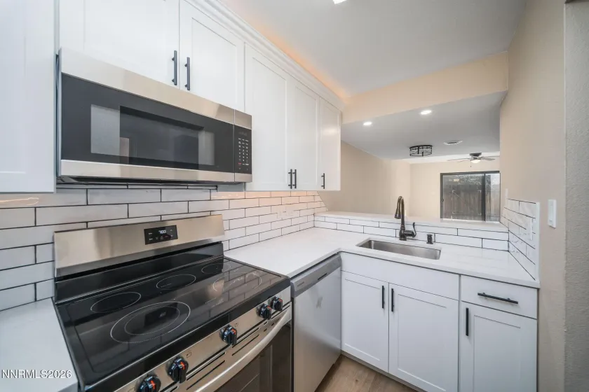 861 Nutmeg, Reno, Nevada 89502, 2 Bedrooms Bedrooms, ,2 BathroomsBathrooms,Residential,Residential,Nutmeg,260002944