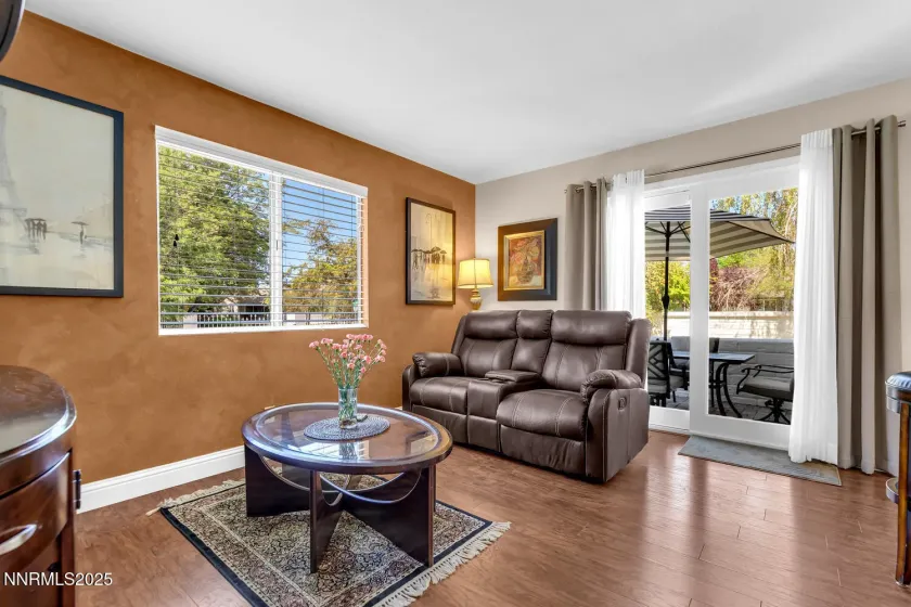 831 Blue Falls, Reno, Nevada 89511, 4 Bedrooms Bedrooms, ,3 BathroomsBathrooms,Residential,Residential,Blue Falls,260002945