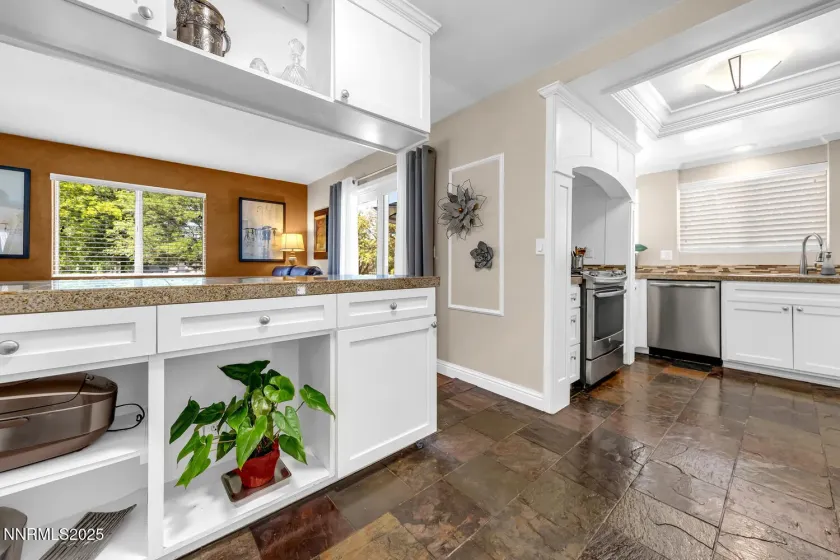 831 Blue Falls, Reno, Nevada 89511, 4 Bedrooms Bedrooms, ,3 BathroomsBathrooms,Residential,Residential,Blue Falls,260002945