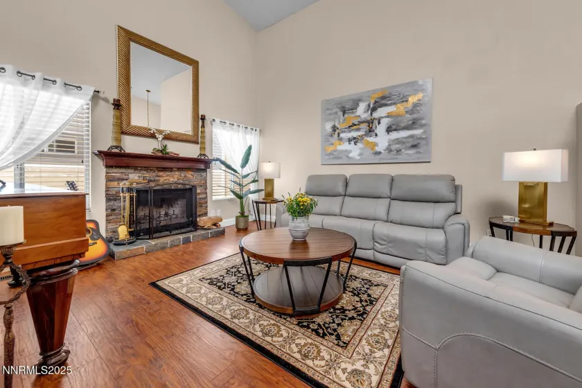 831 Blue Falls, Reno, Nevada 89511, 4 Bedrooms Bedrooms, ,3 BathroomsBathrooms,Residential,Residential,Blue Falls,260002945