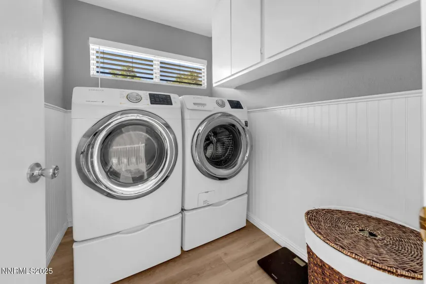 831 Blue Falls, Reno, Nevada 89511, 4 Bedrooms Bedrooms, ,3 BathroomsBathrooms,Residential,Residential,Blue Falls,260002945