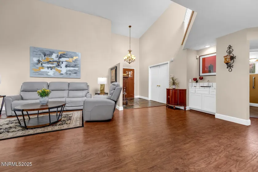 831 Blue Falls, Reno, Nevada 89511, 4 Bedrooms Bedrooms, ,3 BathroomsBathrooms,Residential,Residential,Blue Falls,260002945