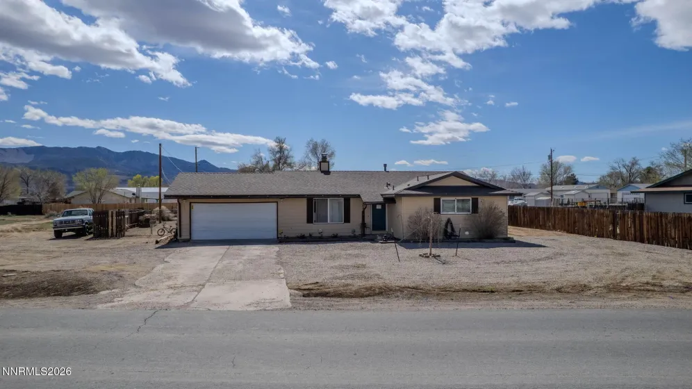 196 Six Mile Canyon, Dayton, Nevada 89403, 4 Bedrooms Bedrooms, ,2 BathroomsBathrooms,Residential,Residential,Six Mile Canyon,260002948