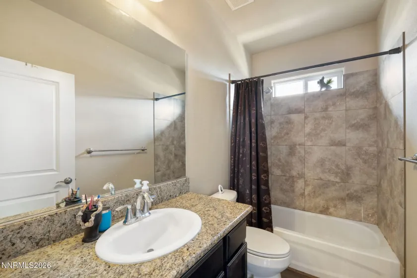 201 Verre, Dayton, Nevada 89403, 3 Bedrooms Bedrooms, ,2 BathroomsBathrooms,Residential,Residential,Verre,260002954