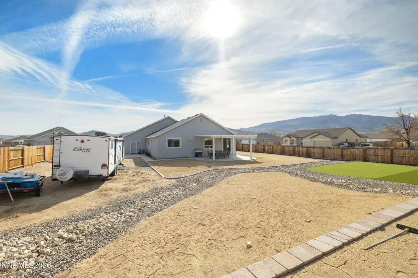 201 Verre, Dayton, Nevada 89403, 3 Bedrooms Bedrooms, ,2 BathroomsBathrooms,Residential,Residential,Verre,260002954